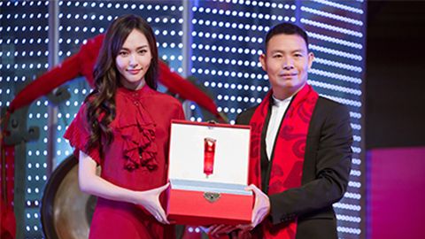 中国美正当红，尊龙时凯人生就是搏官网A股上市，引领新时代